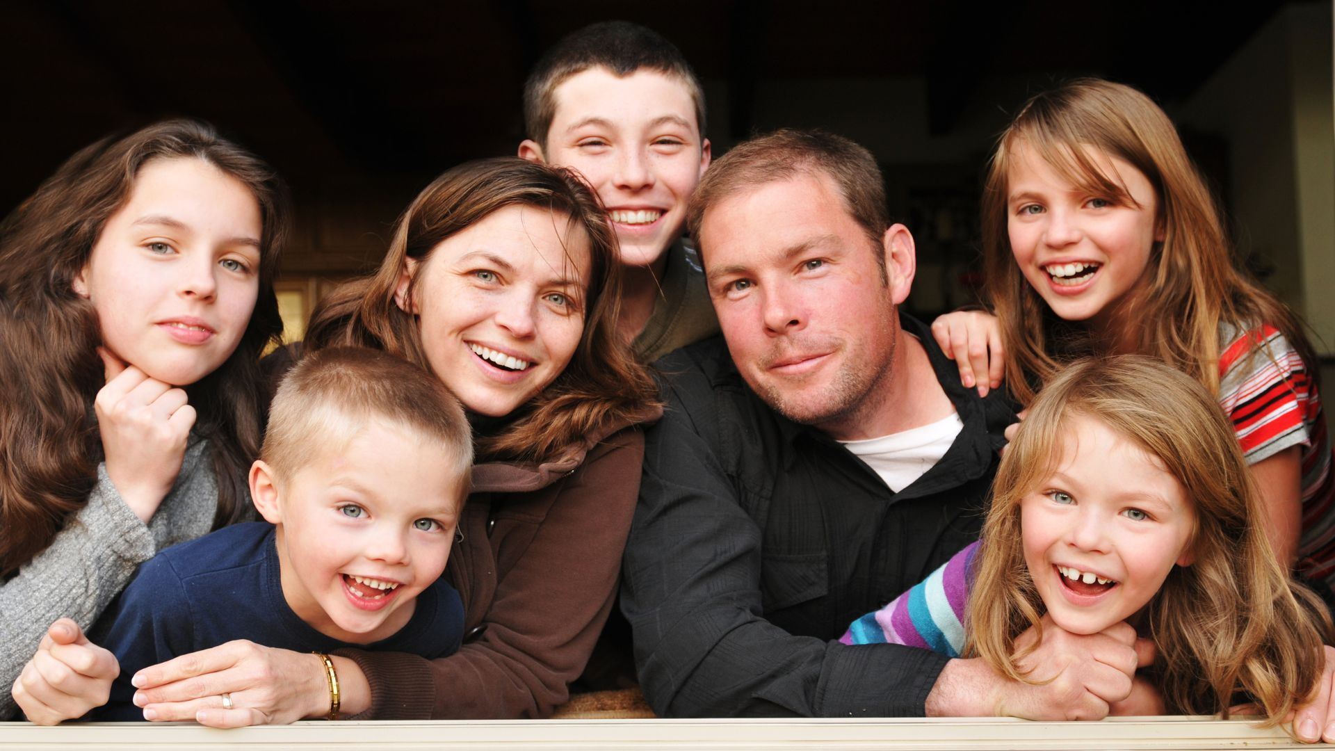 S3E19 – Sibling Jealousy: A Middle-Child Perspective